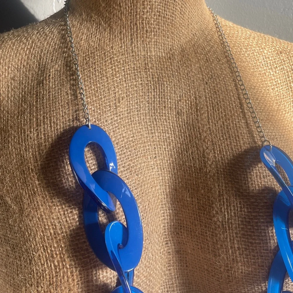 Cobalt‎ Blue Acrylic Chain Link Necklace